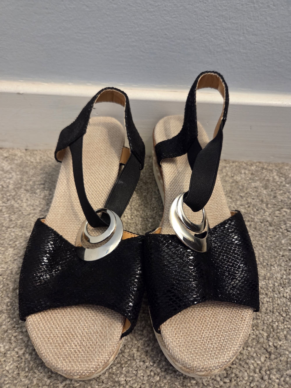 Black Metallic Accent Women's Slingback Sandals